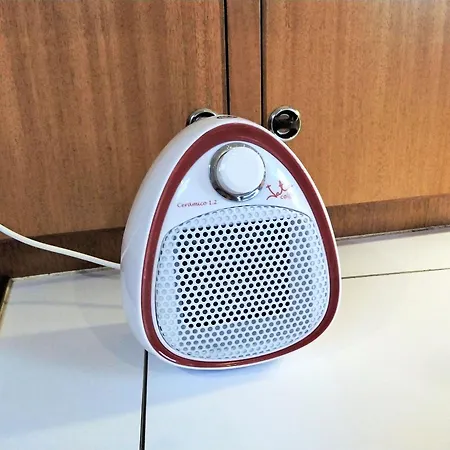 Sleep On A Sailboat In A Unique Апартаменти