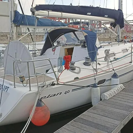 Be Local - Sleep Aboard A Sailing Boat In Appartamento Lisbona