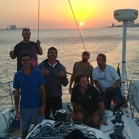 Sleep On A Sailboat In A Unique Διαμέρισμα *